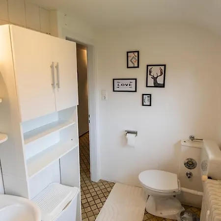 Apartman Dachgeschosswohnung Am Fusse Des Georgenbergs *